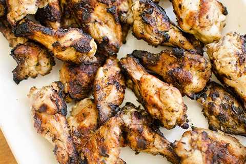 How to Grill Chicken Wings