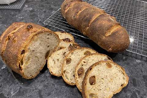 Hazelnut and Fig Levain