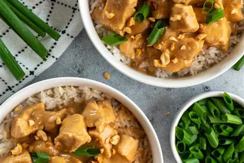 Slow Cooker Thai Peanut Chicken