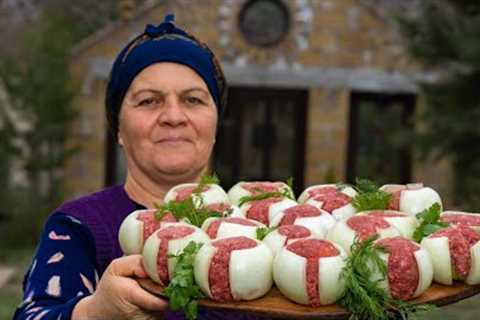 STUFFED ONION BOMBS WITH PASTA: The BEST Way to Cook These delicious dish