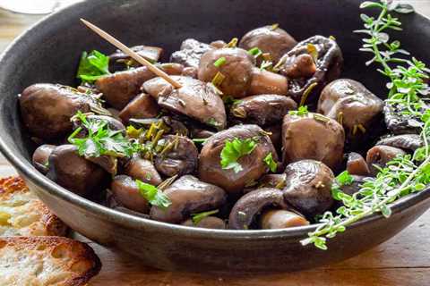 Herbs for Enhancing the Flavor of Mushroom Dishes