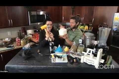 Feelin'' Great with Lissa & Nate Episode 5 - Raw Vegan Top Kitchen Tools