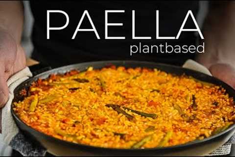 RICE AND SHINE with this BEAUTIFUL golden Paella Recipe