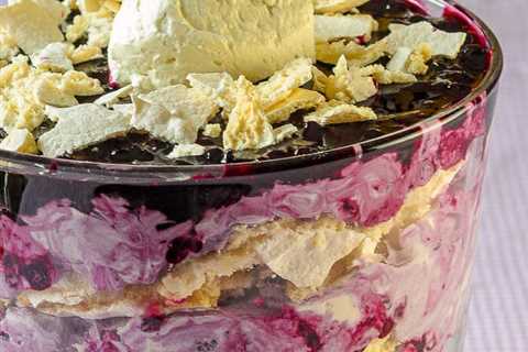 East End Mess a.k.a. Blueberry Eton Mess