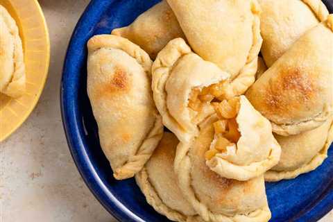 Apple Empanadas (Spanish Apple Hand Pies)