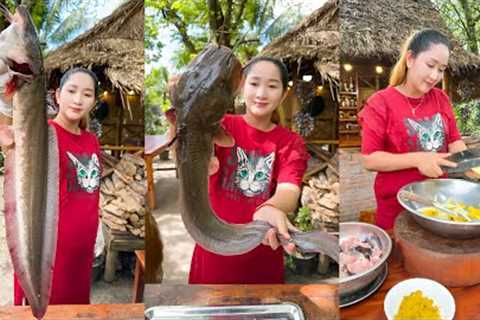 Pregnant chef cook big cat fish recipe with country style | Cooking with Sros