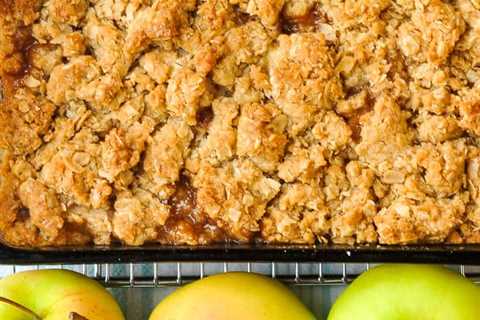 Apple Crisp …or Crumble. Back to Basics