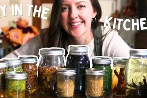 Homemade EXTRACTS, SPICE BLENDS, HERBAL INFUSIONS + More! Saving Money in the Kitchen!