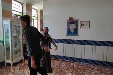 Again, the anger of the evil woman in Mahdi''s house in search of the mother and two little girls