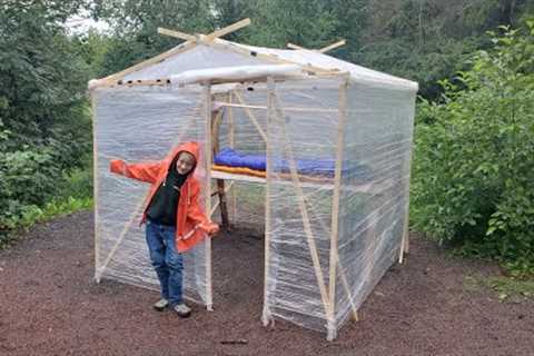 3 Days Camping in Cling Wrap Cabin - Crazy Bushcraft Shelter & DIY Greenhouse