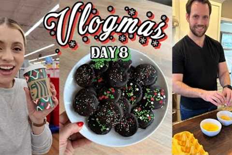 Vlogmas Day 8 | Here We Come, Opossum-ing