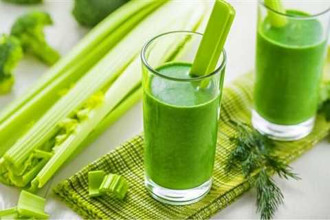 How to Keep Celery Juice Fresh for Longer: Expert Tips! - Flank Waltham