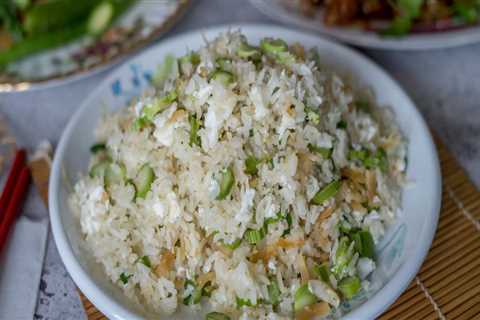 Dried Scallop and Chicken Fried Rice: A Delicious Chinese Recipe