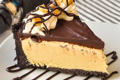 Frozen Peanut Butter Cup Pie, a perfect make ahead dessert!