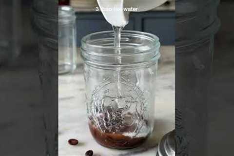 *MUST TRY* ICED SHAKEN MOCHA COFFEE AT HOME #shorts