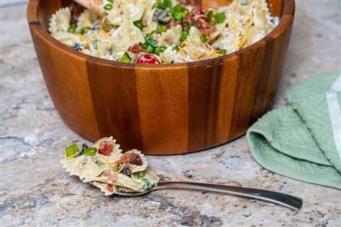 Creamy Bacon Ranch Pasta Salad